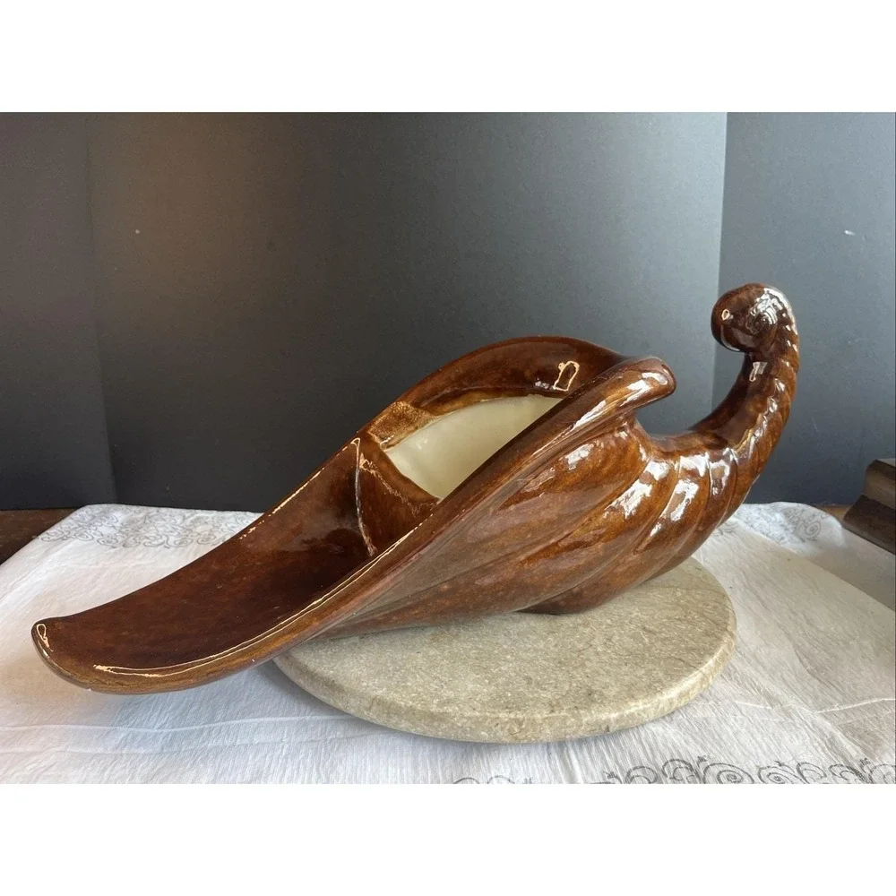 1970's Brown Ceramic 19